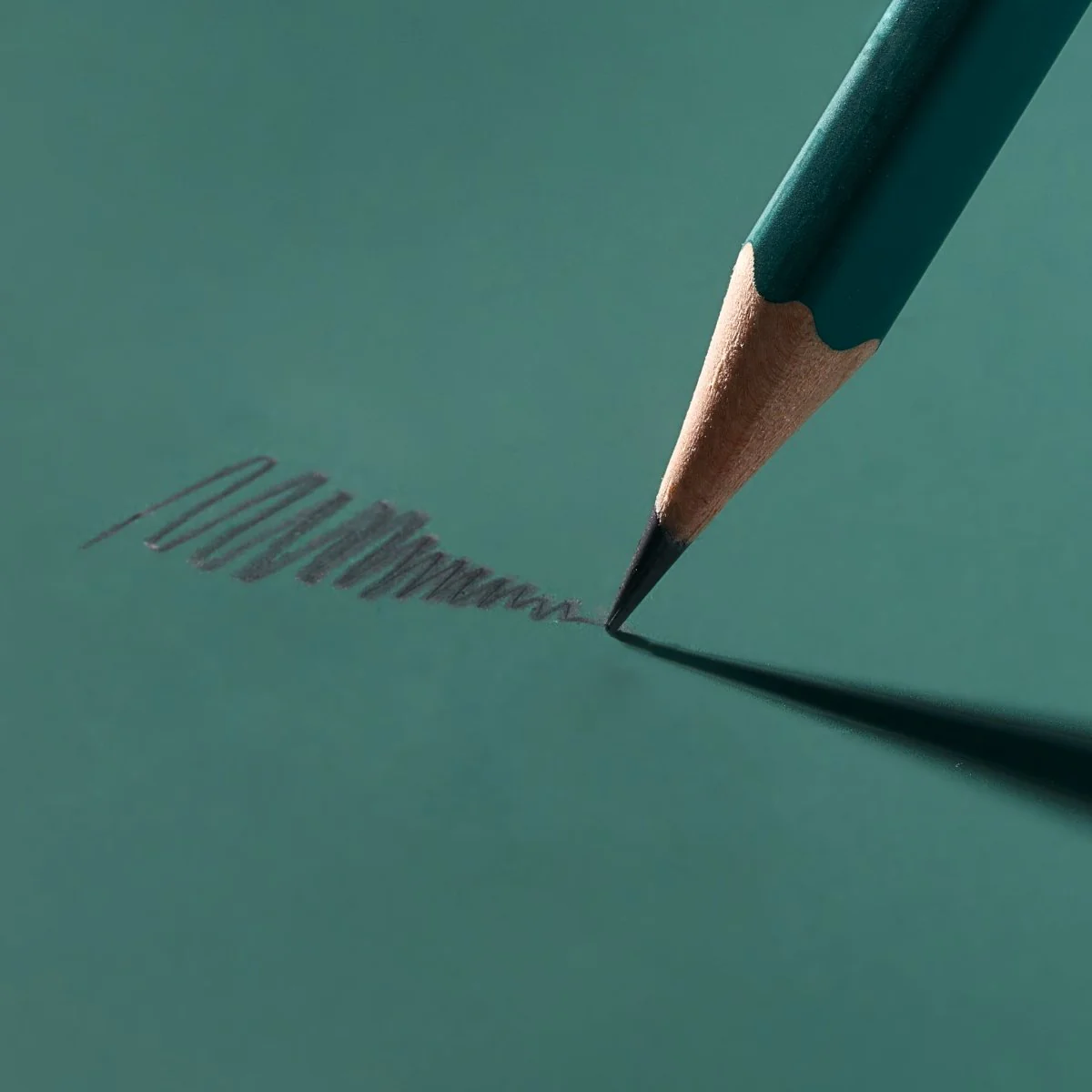 Blackwing Matte Green Pencil (12 Pencils) - Image 3