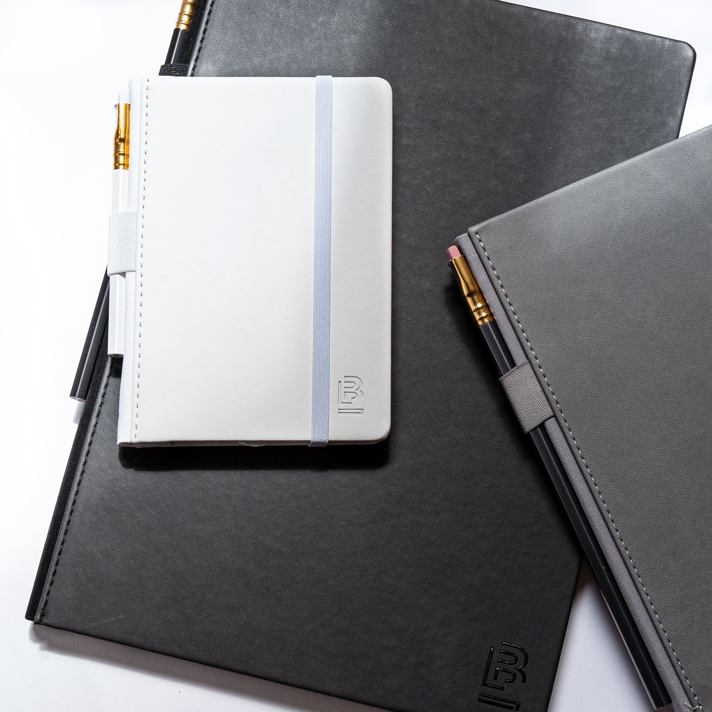 Blackwing Slate A4 Notebook + Pencil - Black - Image 6
