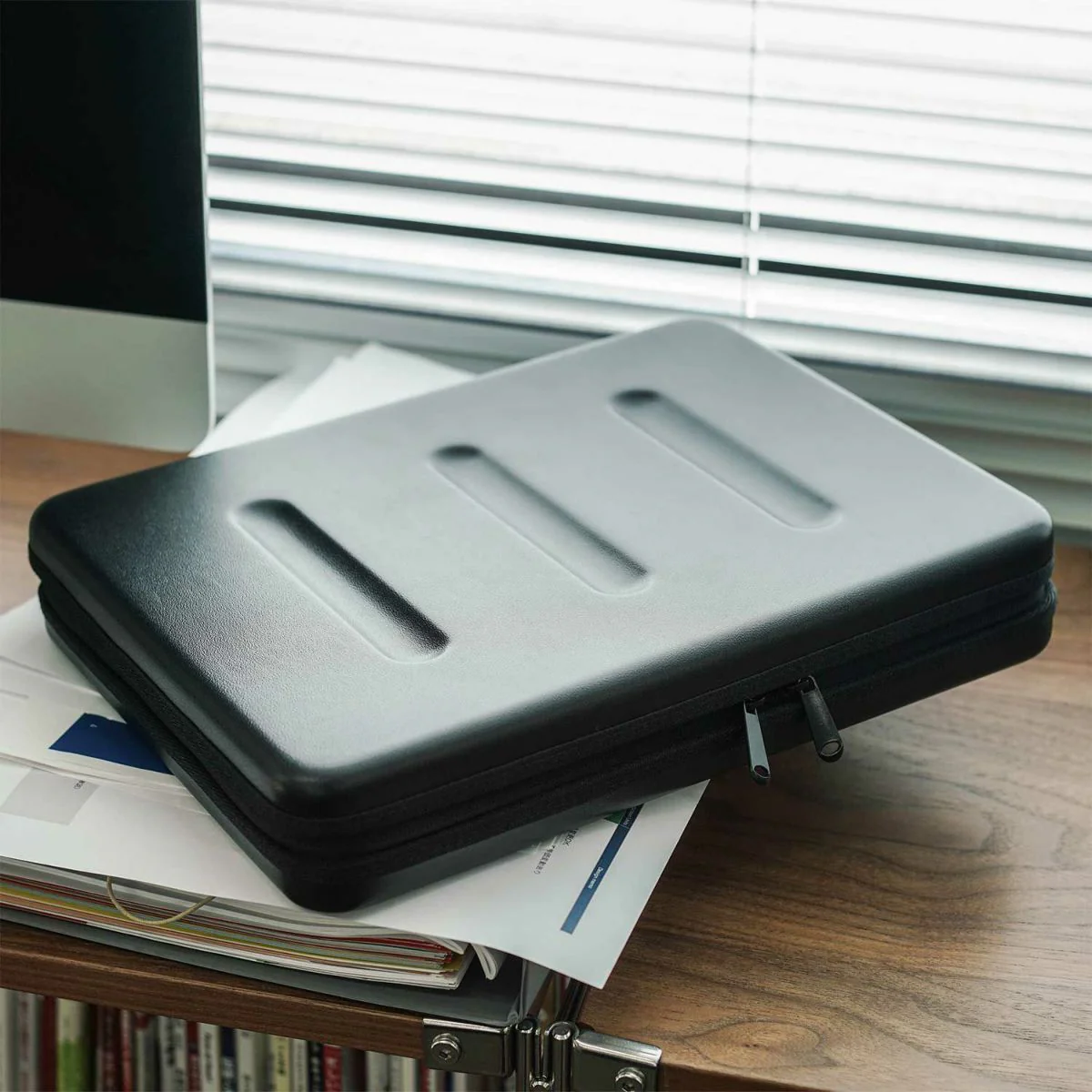 Hightide Nahe Hardshell Laptop Case 13" - Image 7