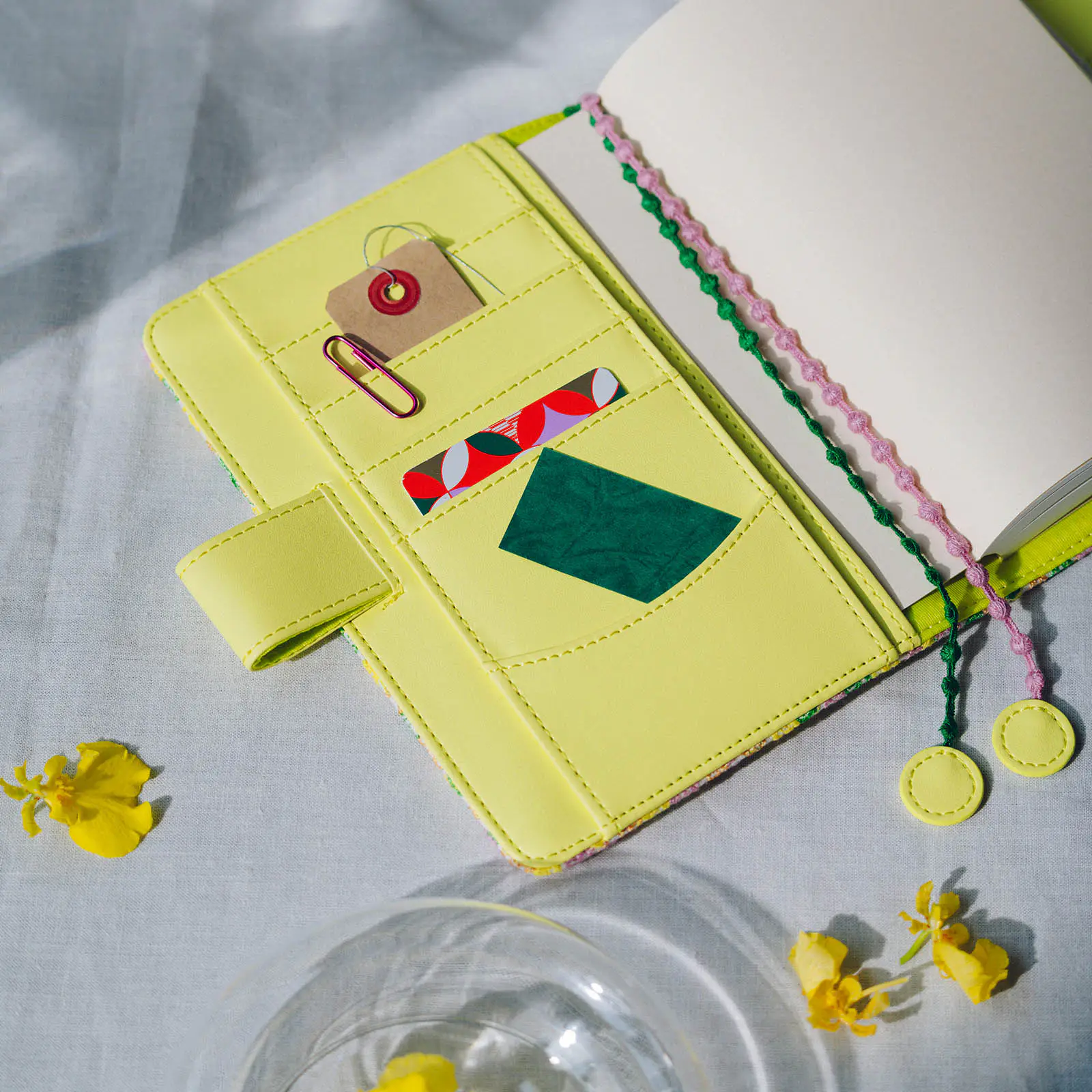 Hobonichi 2026 A6 Planner Cover: minä perhonen - skyful (Yellow) - Image 4