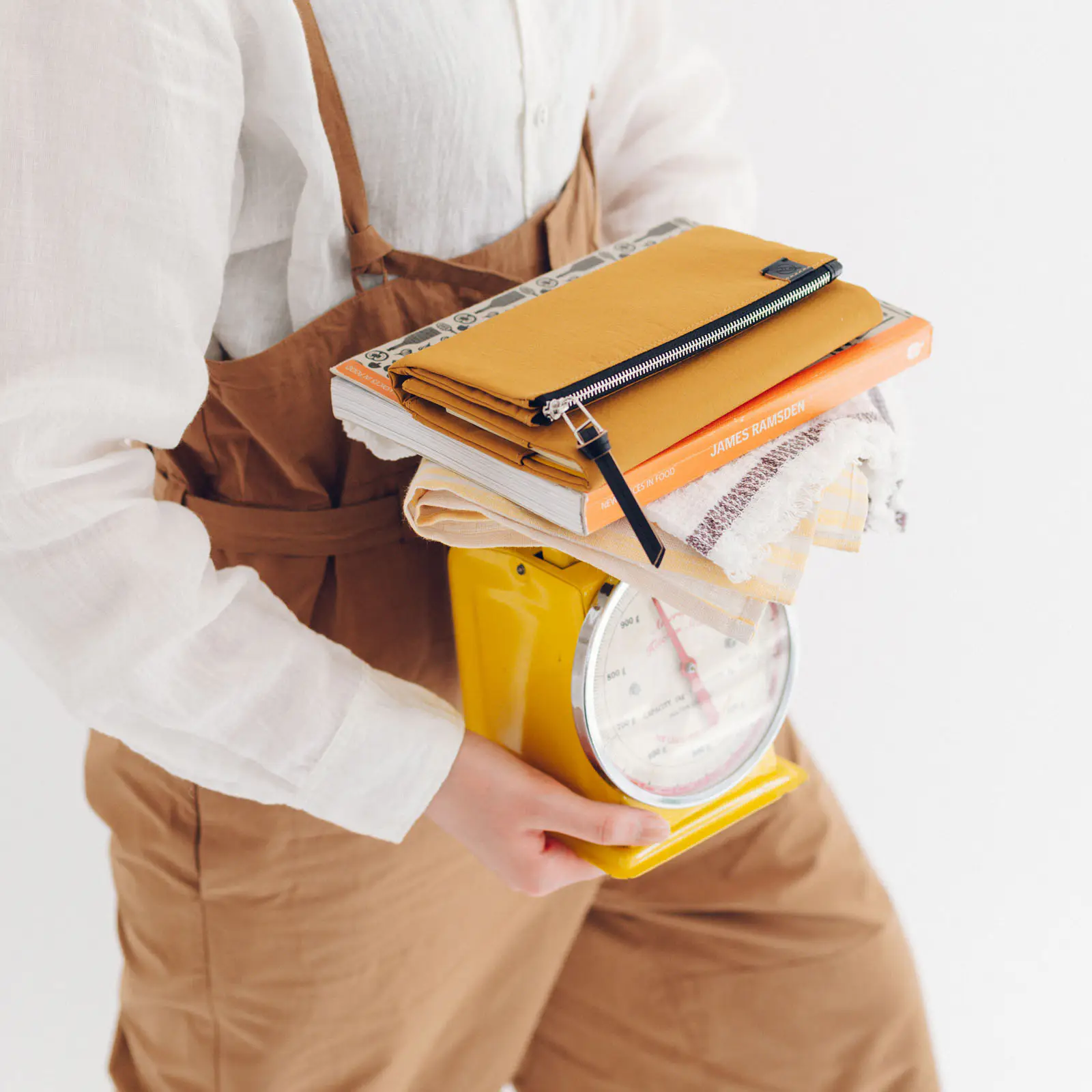 Hobonichi 2026 Weeks Planner Cover: Tragen - Mustard - Image 6
