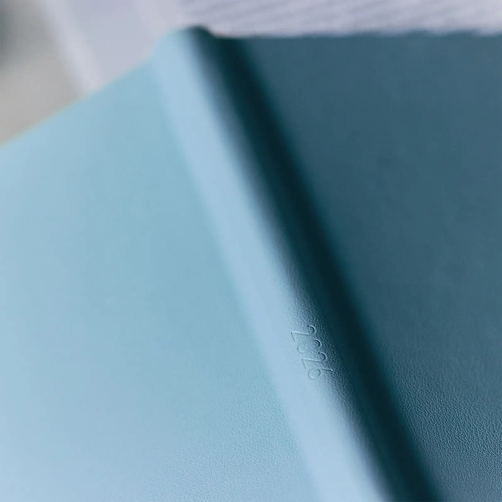 Hobonichi 2026 Weeks: Leather - Snow Blue - Image 5