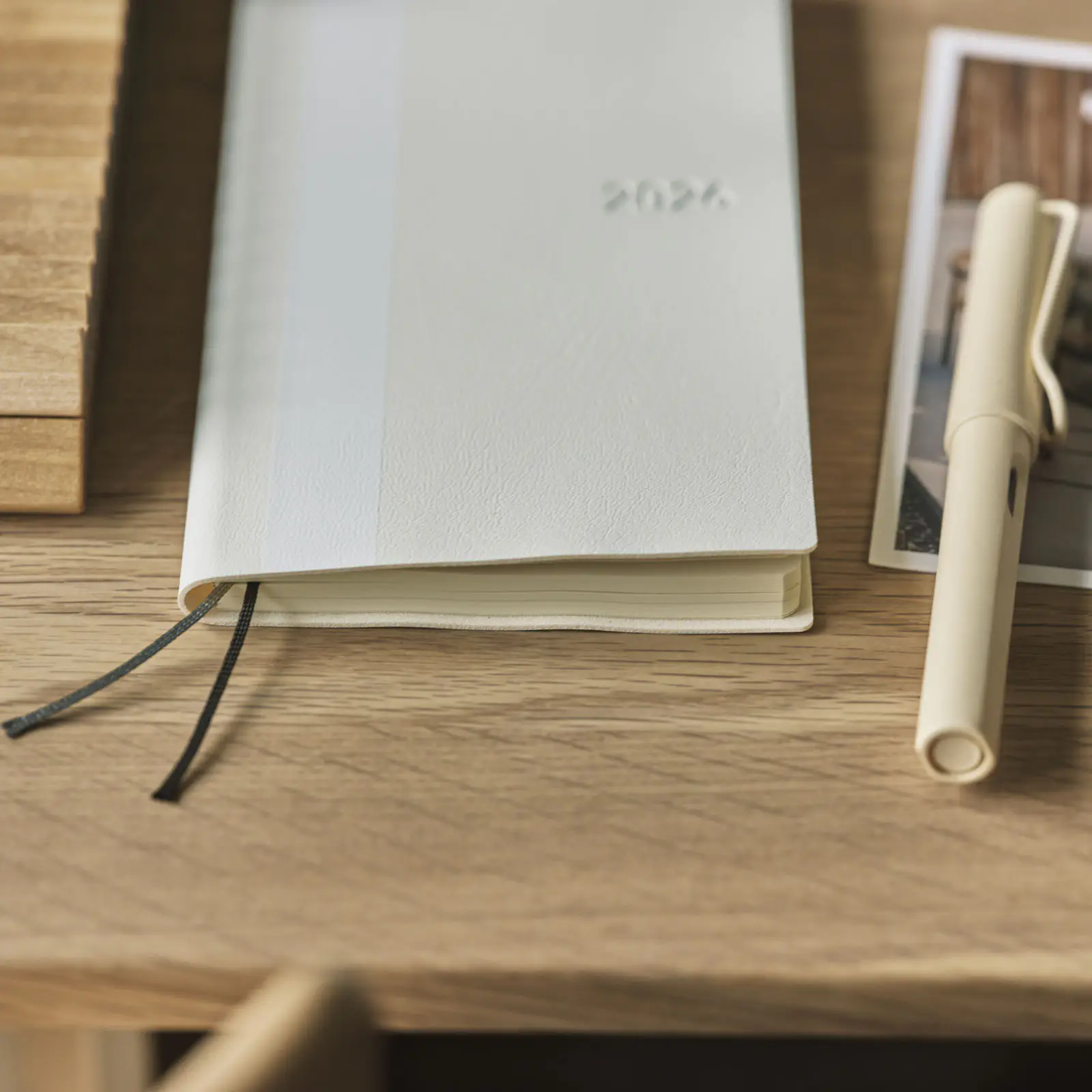 Hobonichi 2026 Weeks: White Line - Ivory - Image 6