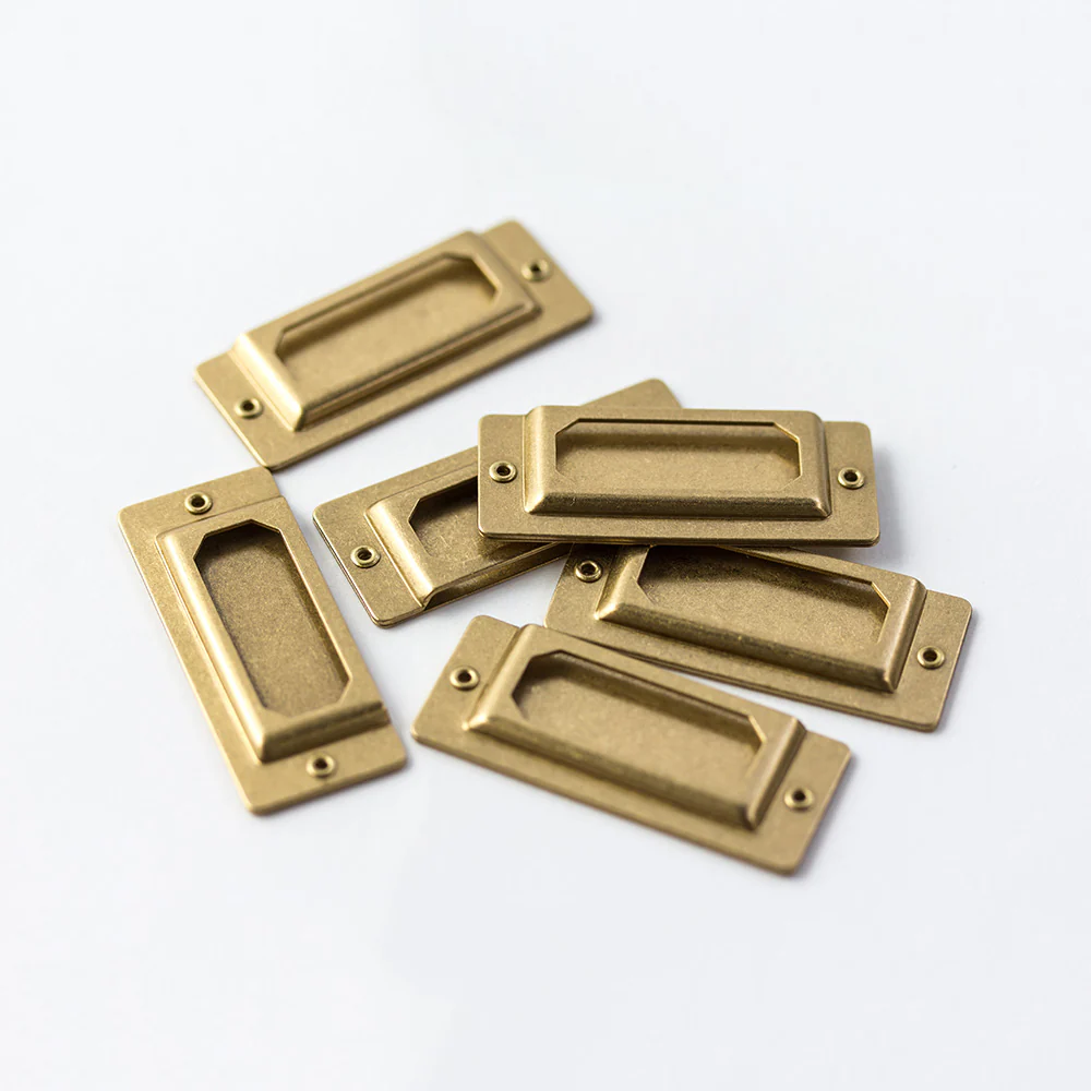 TRAVELER'S Company Brass Label Plates – Set of 6 - Image 3