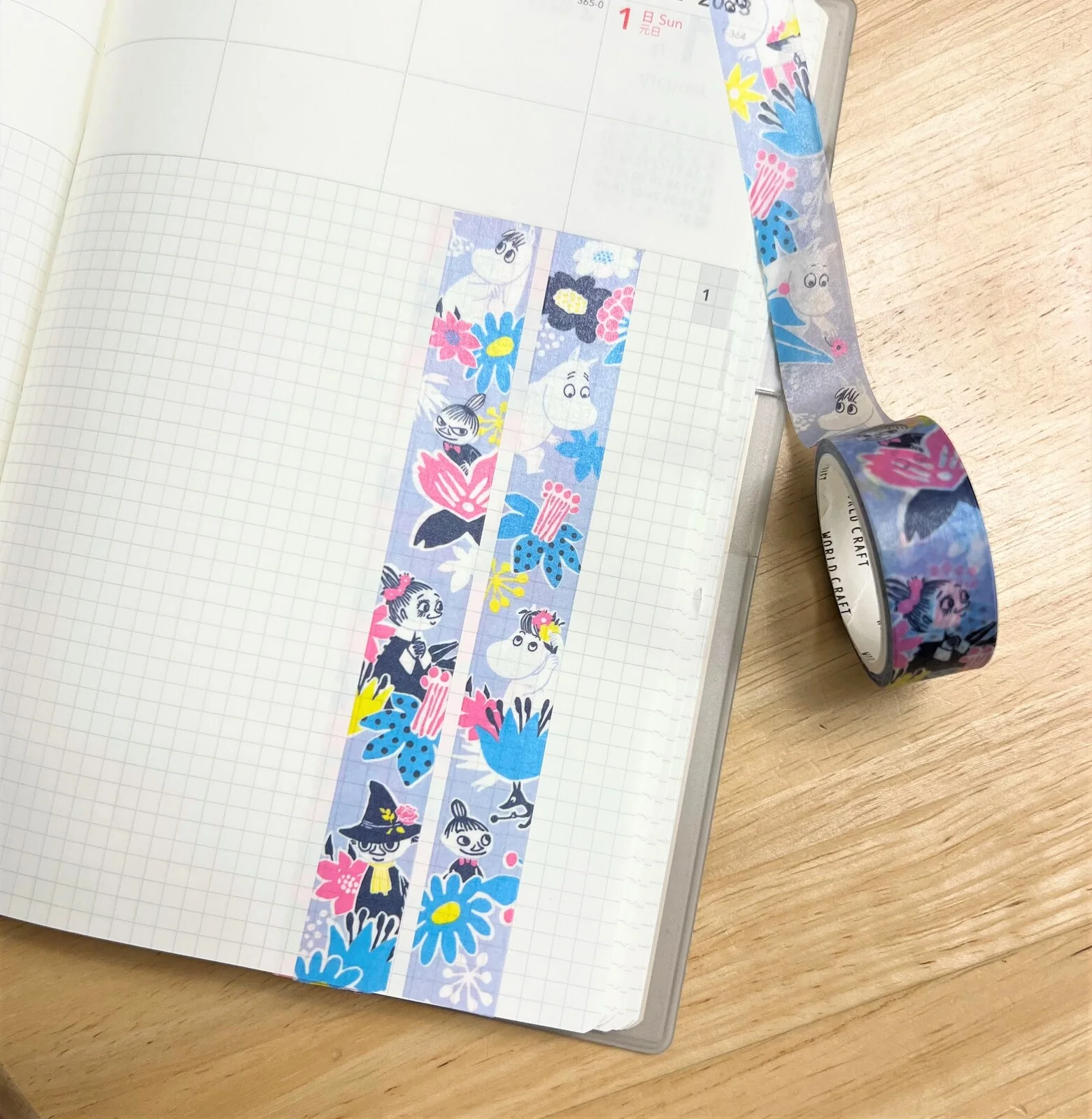 World Craft 15mm Moomin Masking Tape - Flower Blue - Image 3